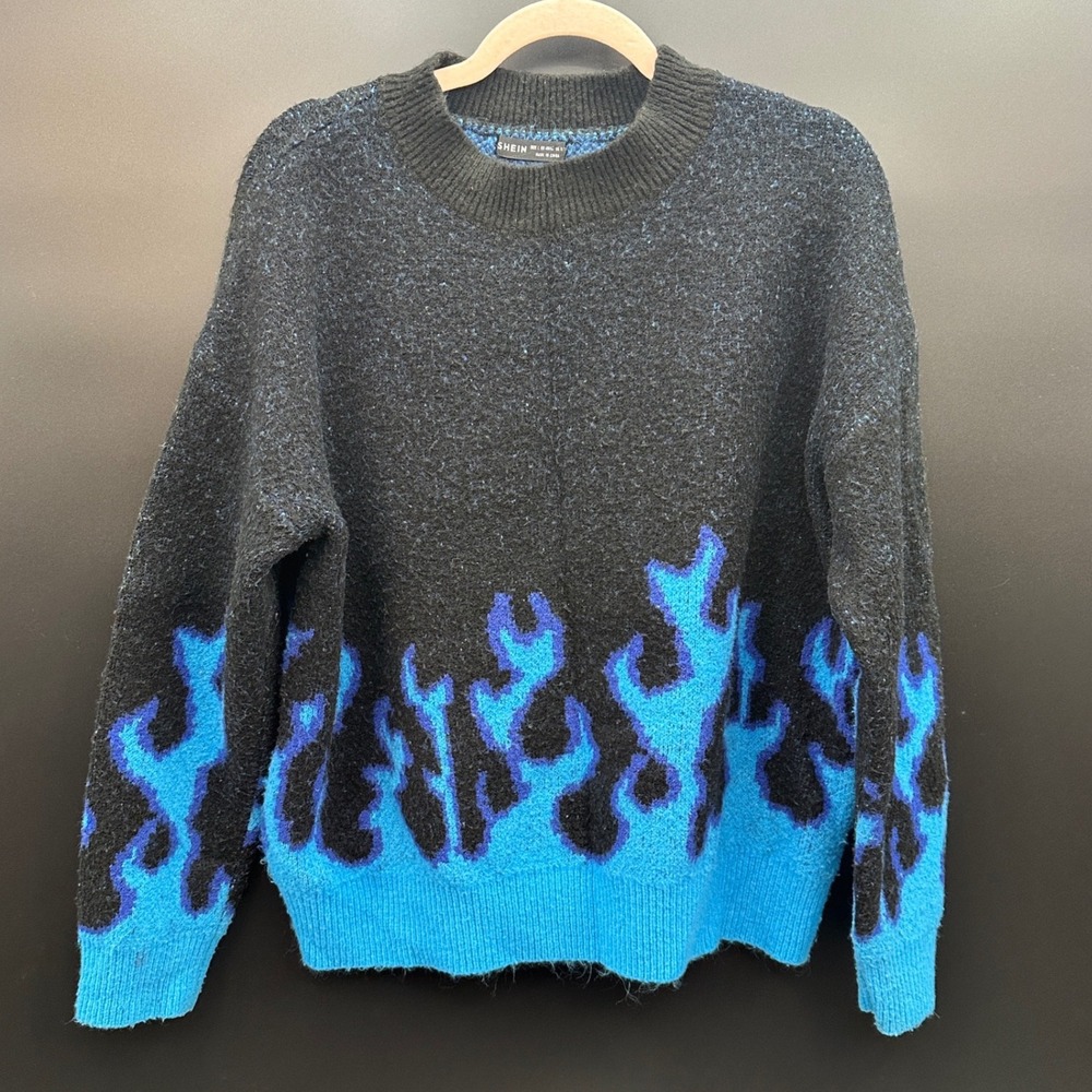 SHEIN Mens Blue Flame Graphic Crewneck Sweater Black Knit Pullover Large